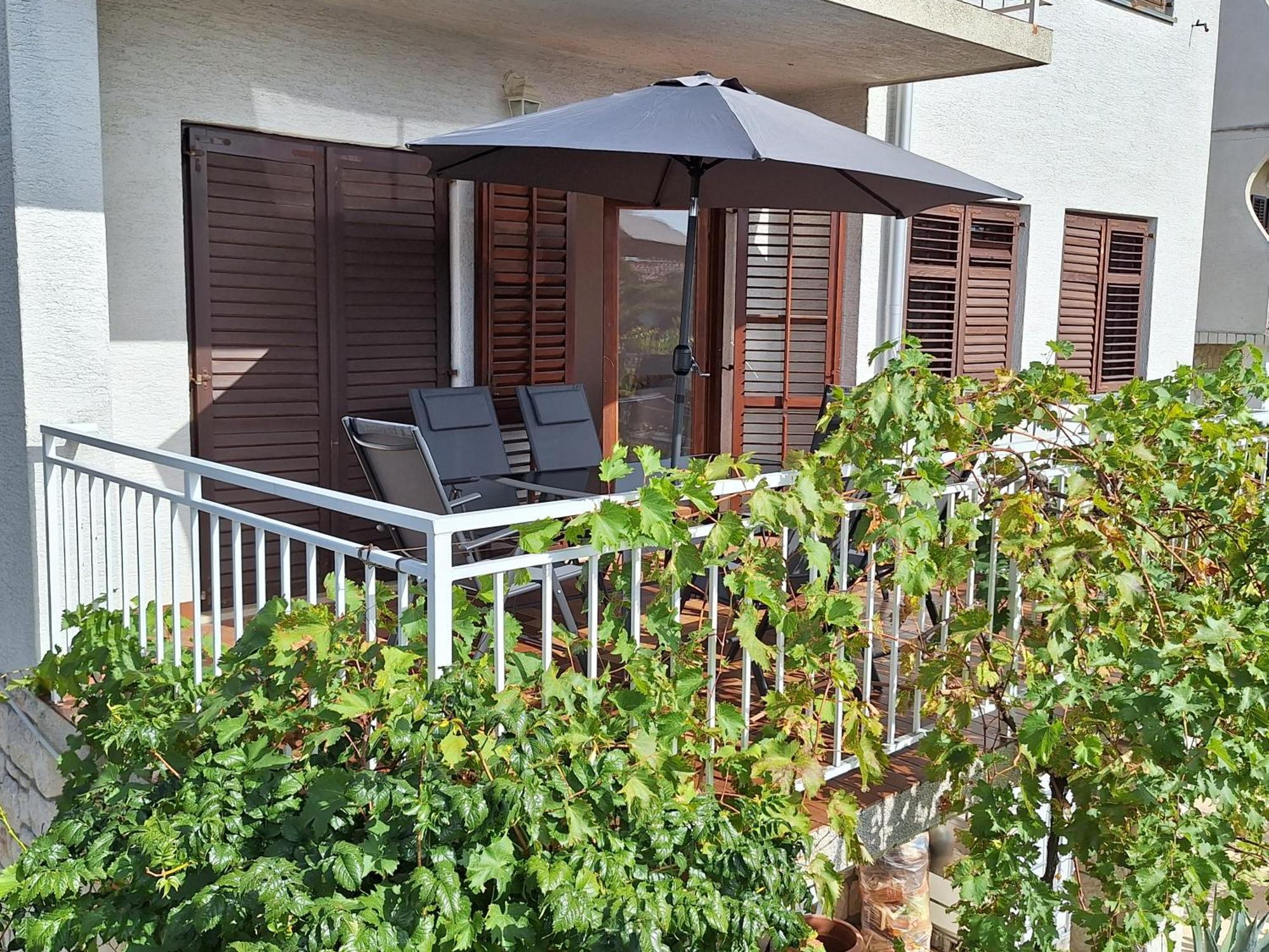 Adriatic Leisure Apartment Novi Vinodolski Bagian luar foto