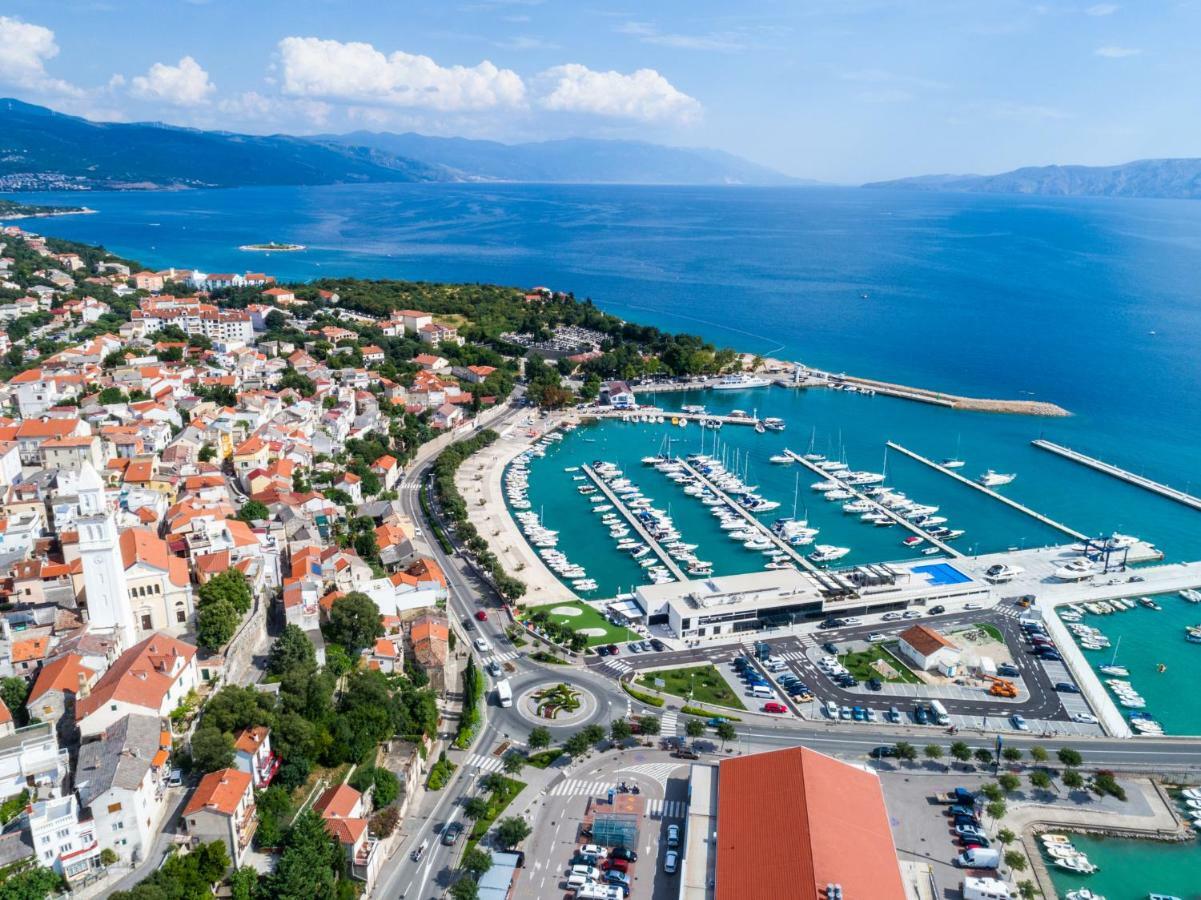 Adriatic Leisure Apartment Novi Vinodolski Bagian luar foto